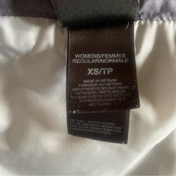 The North Face Women's light plum color Puffer Vest - Picture 11 of 17